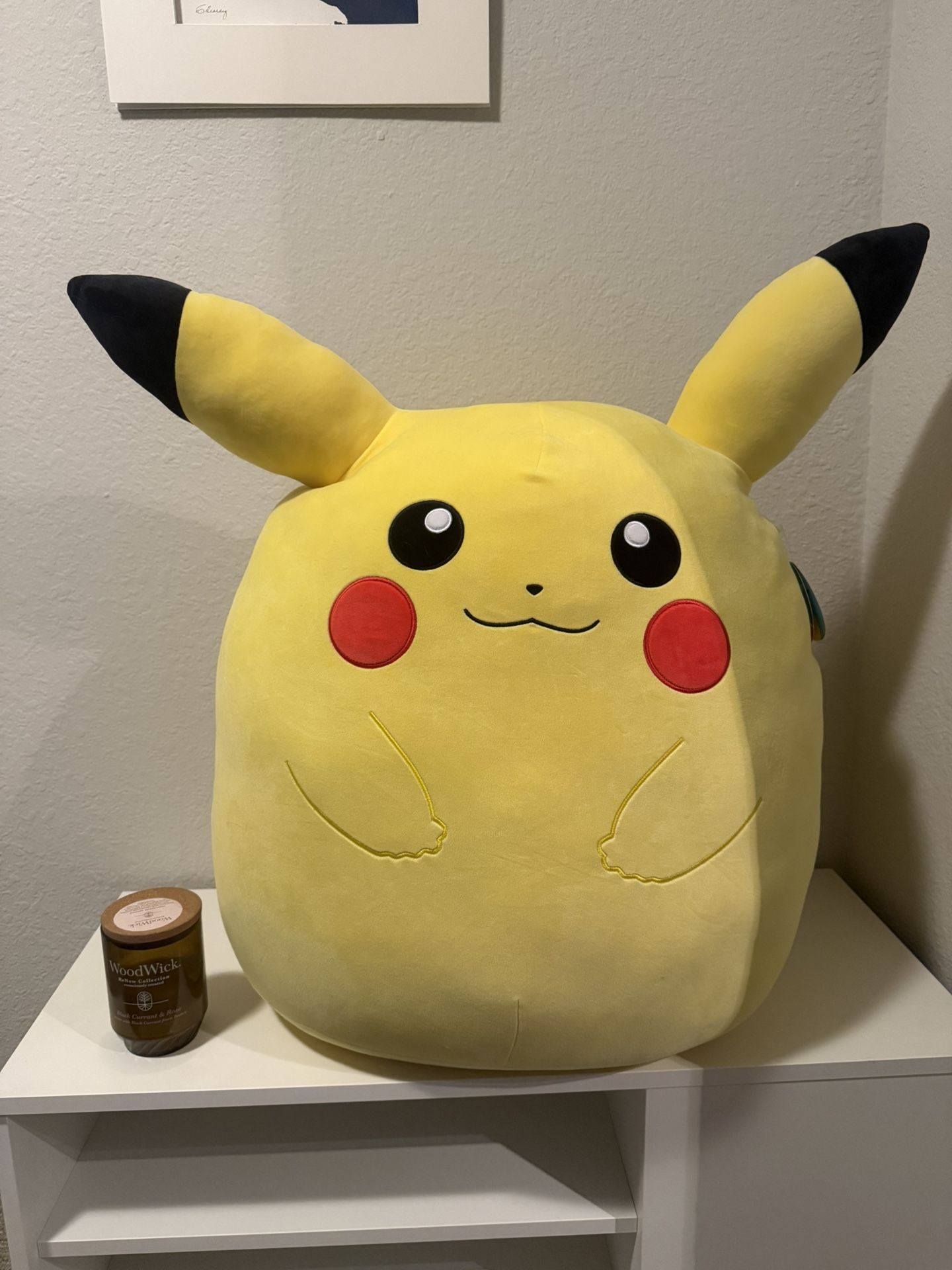 Giant Pikachu