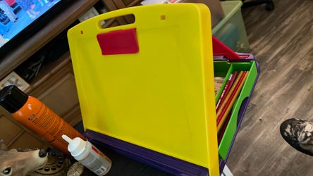 Portable child desk, full of goodies