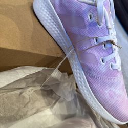 BRAND NEW IN BOX: Women Adidas Shoes