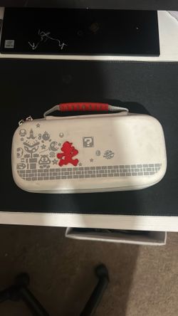 Nintendo Switch Case White