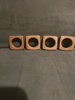 Wood napkins rings