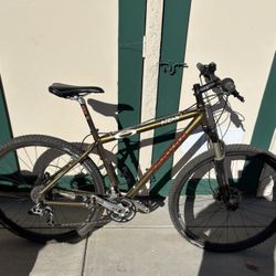 Voodoo Full XO Grupo