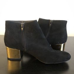 Size 7 Black And Gold Heel Booties 