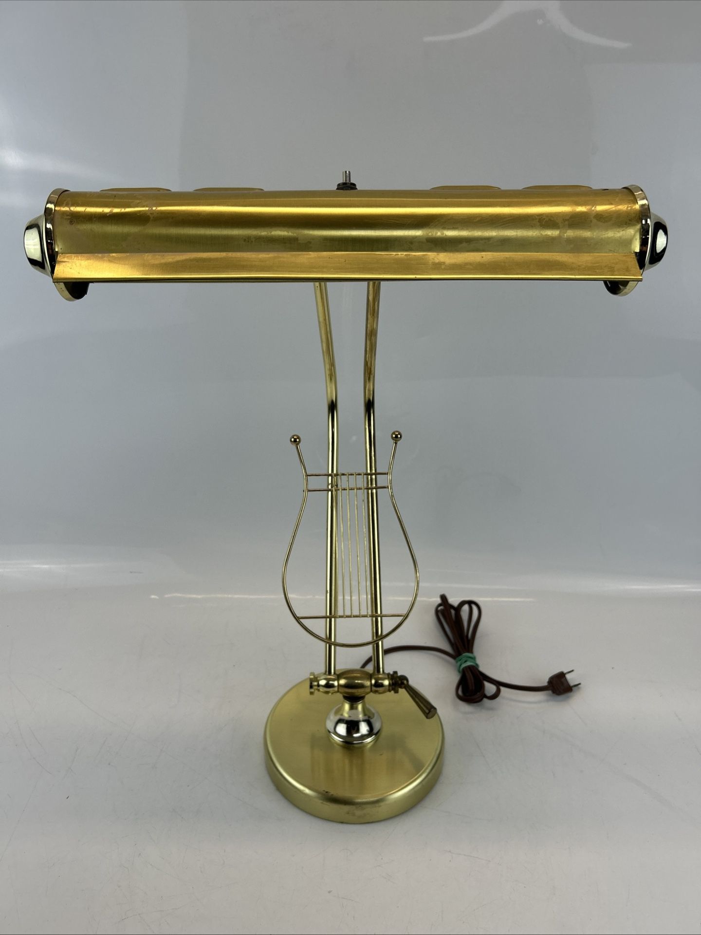 Vtg Musical Harp Lyre Shaped Brass Desk Piano Lamp 16" Tall