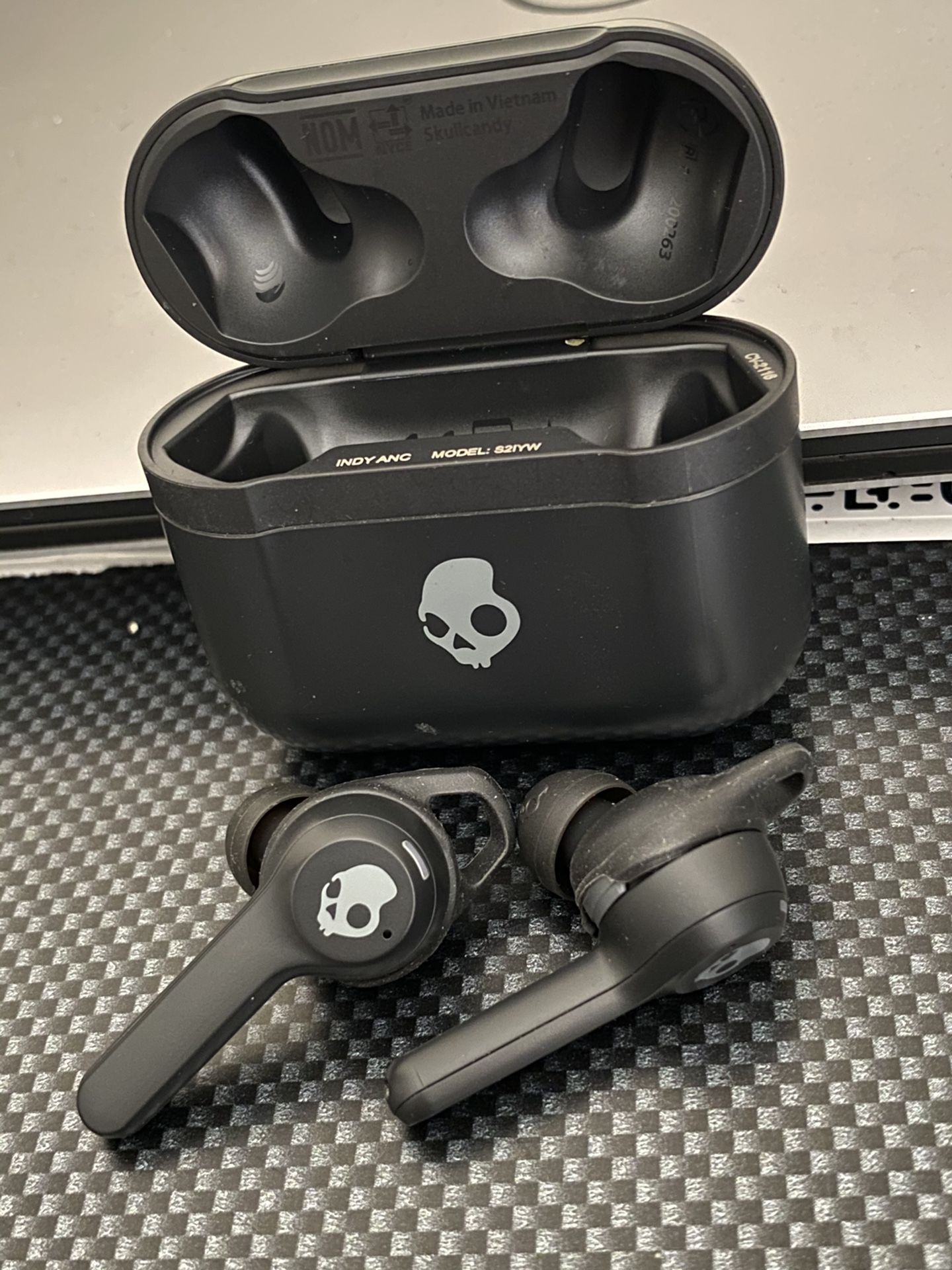 SkullCandy Headphones