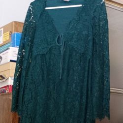 Party Dresses 👗 For Sale $ Please Read The Description 😊