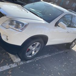 2012 GMC Acadia