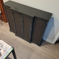 Black Shelve Gabinet