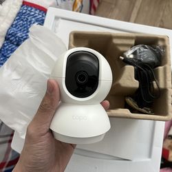 TP-Link Tapo 2K Pan/Tilt Security Camera (C210, White)