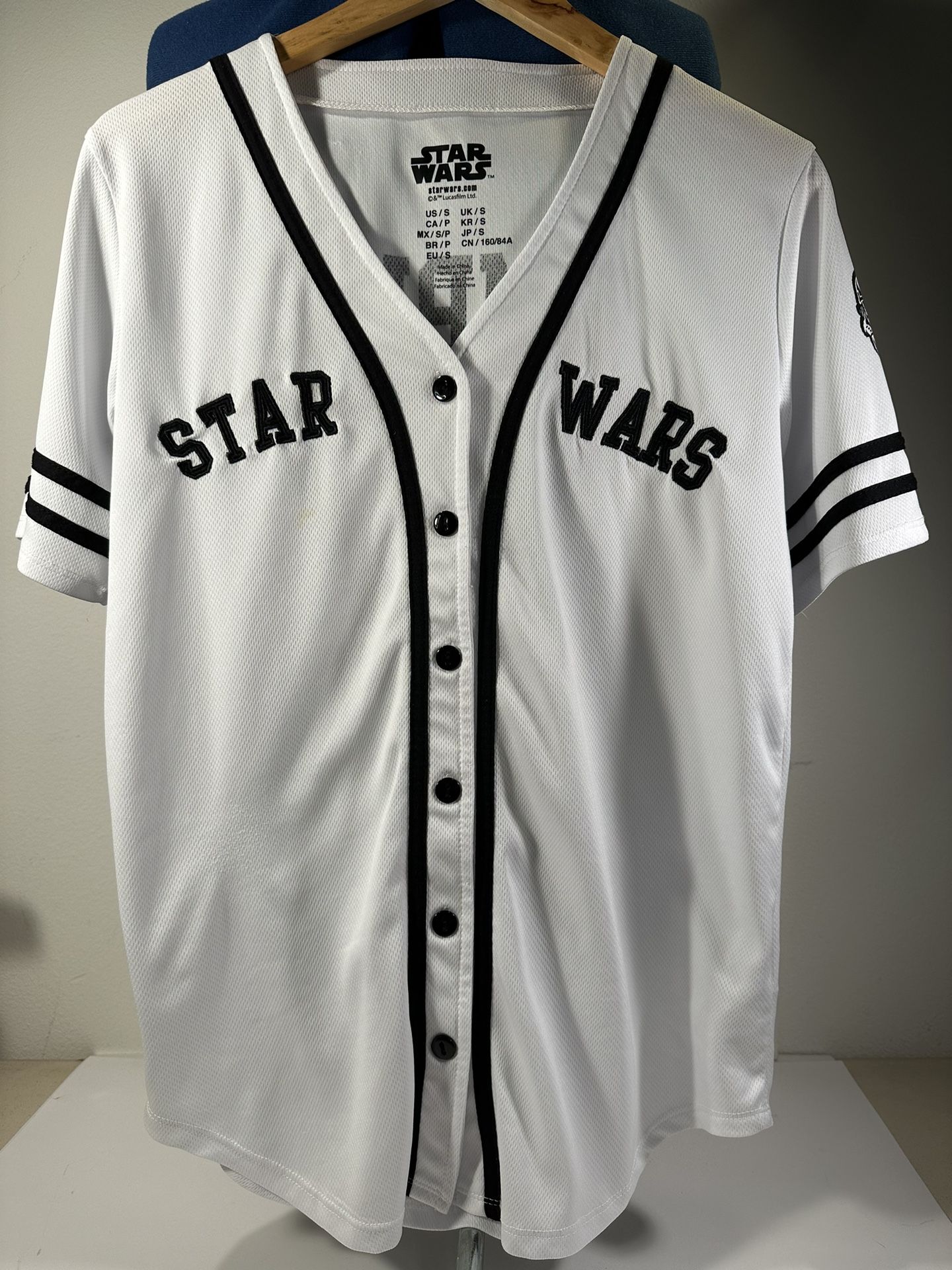 STAR WARS WOMEN’S BASEBALL JERSEY