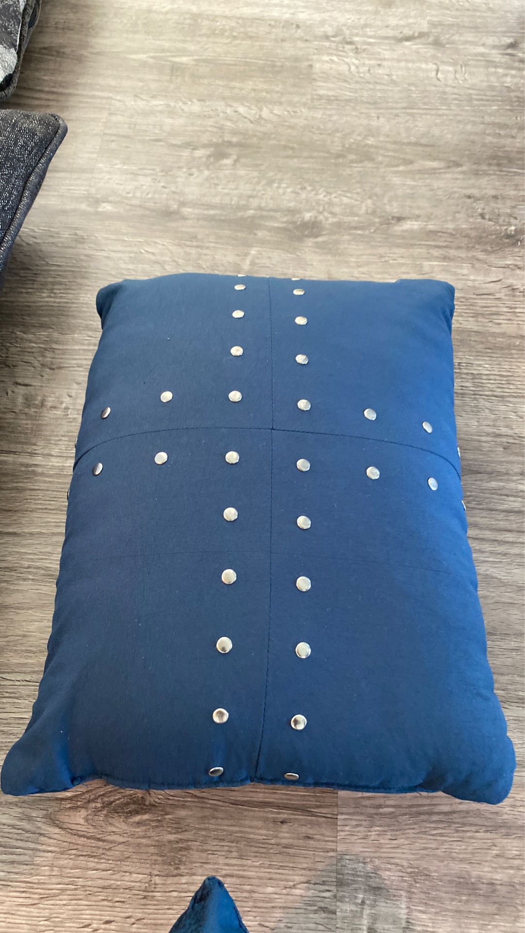 Couch pillows for Sale in Richlands, NC OfferUp