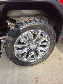 Denali Wheels 22 inch TOYO MT