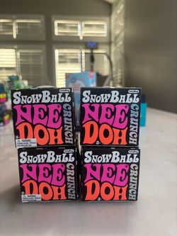 NeeDoh Snowball Crunch