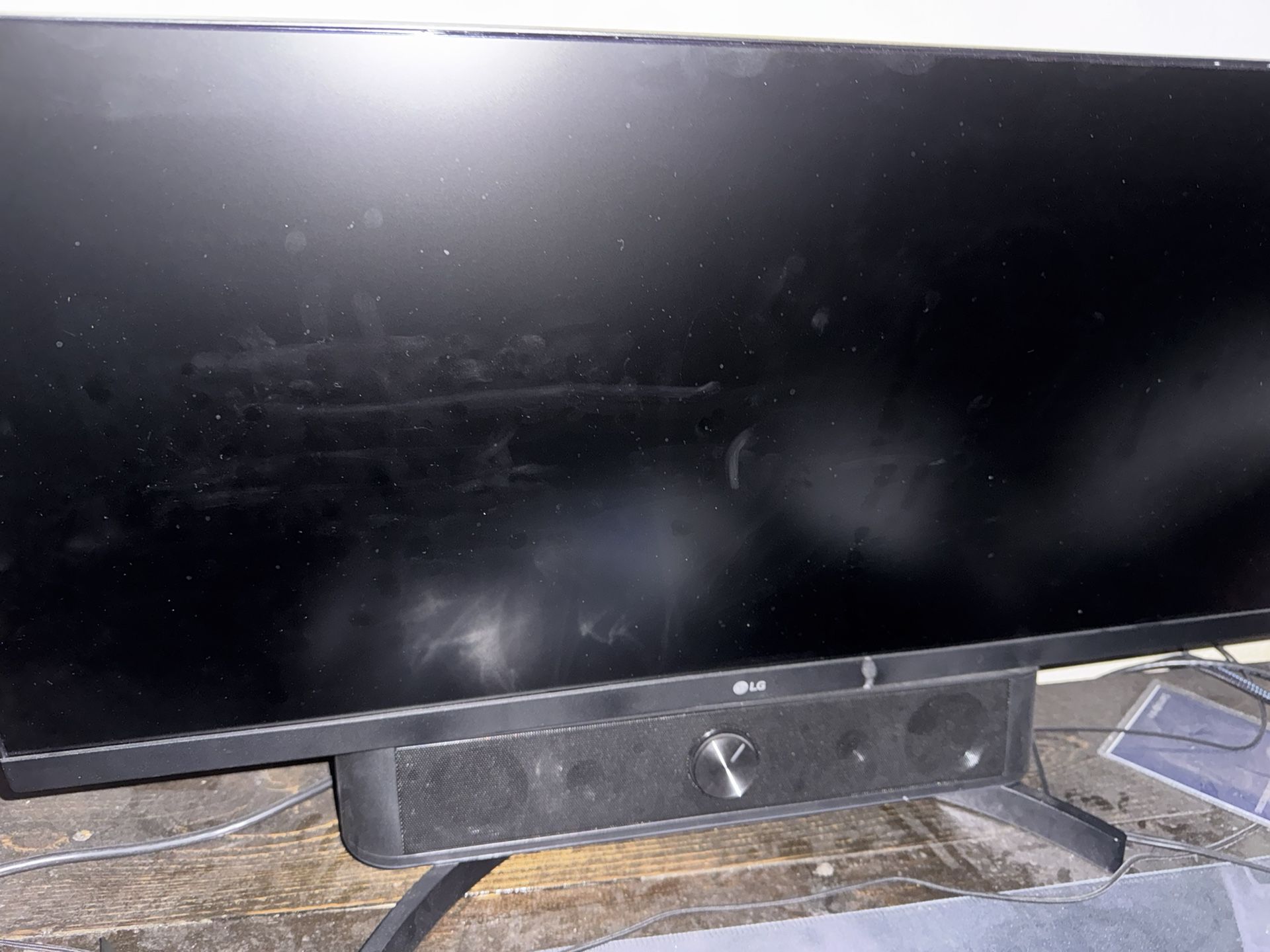 LG Wide Screen Monitor w/ RGB Soundbar