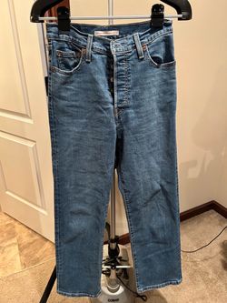 Levi's Straight Ankle Jeans Size 26
