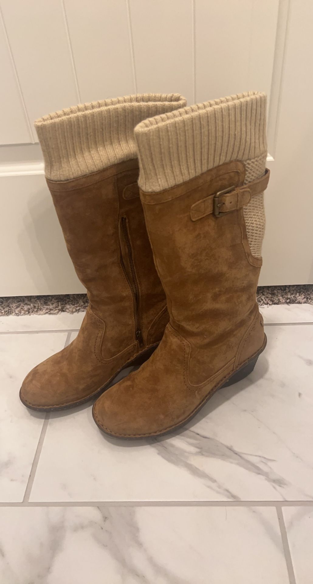 Ugg Boots Women Size 9