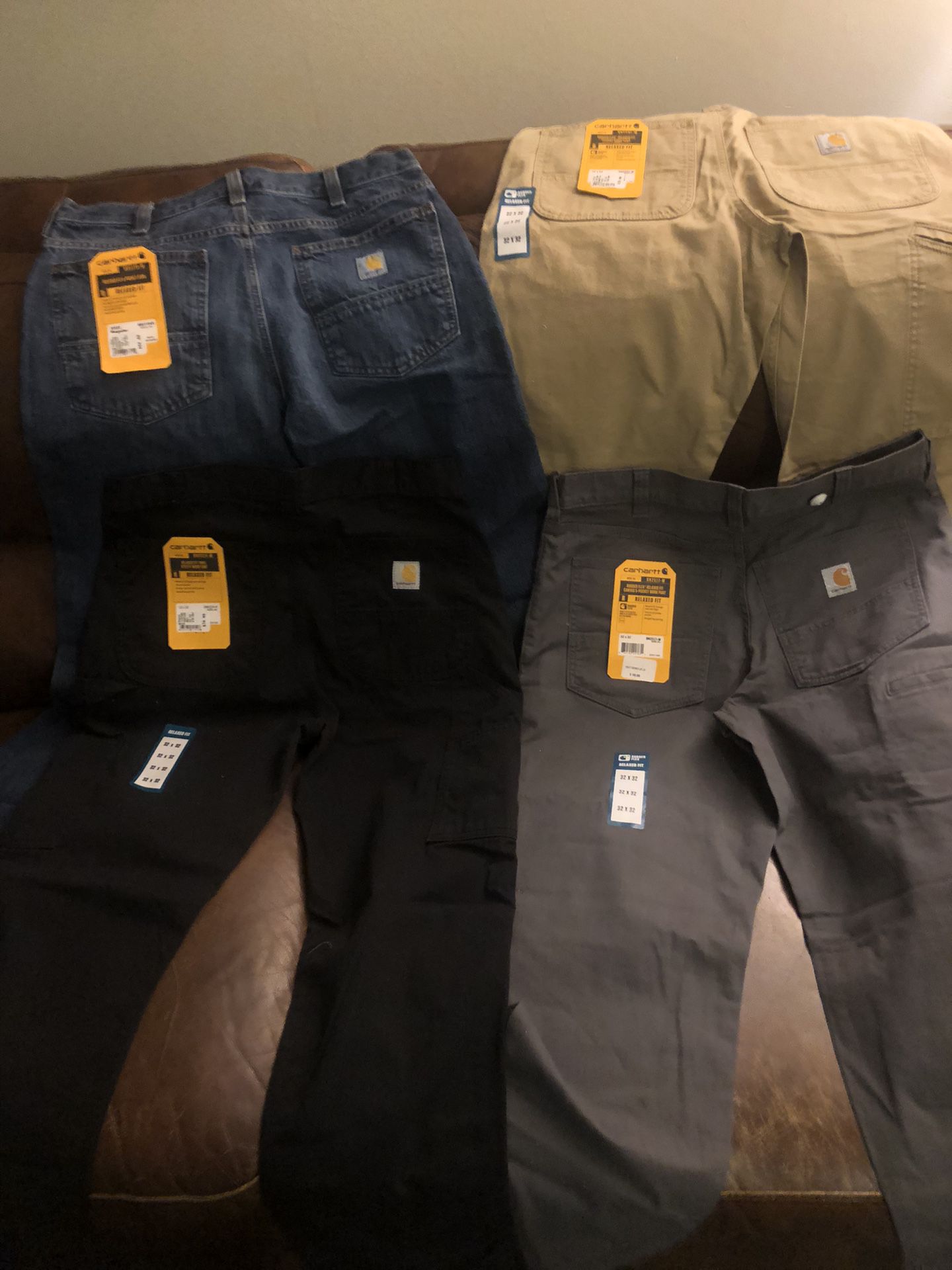 Carhartt 32/32 Pants (4) Pairs $120 Or Best Offer