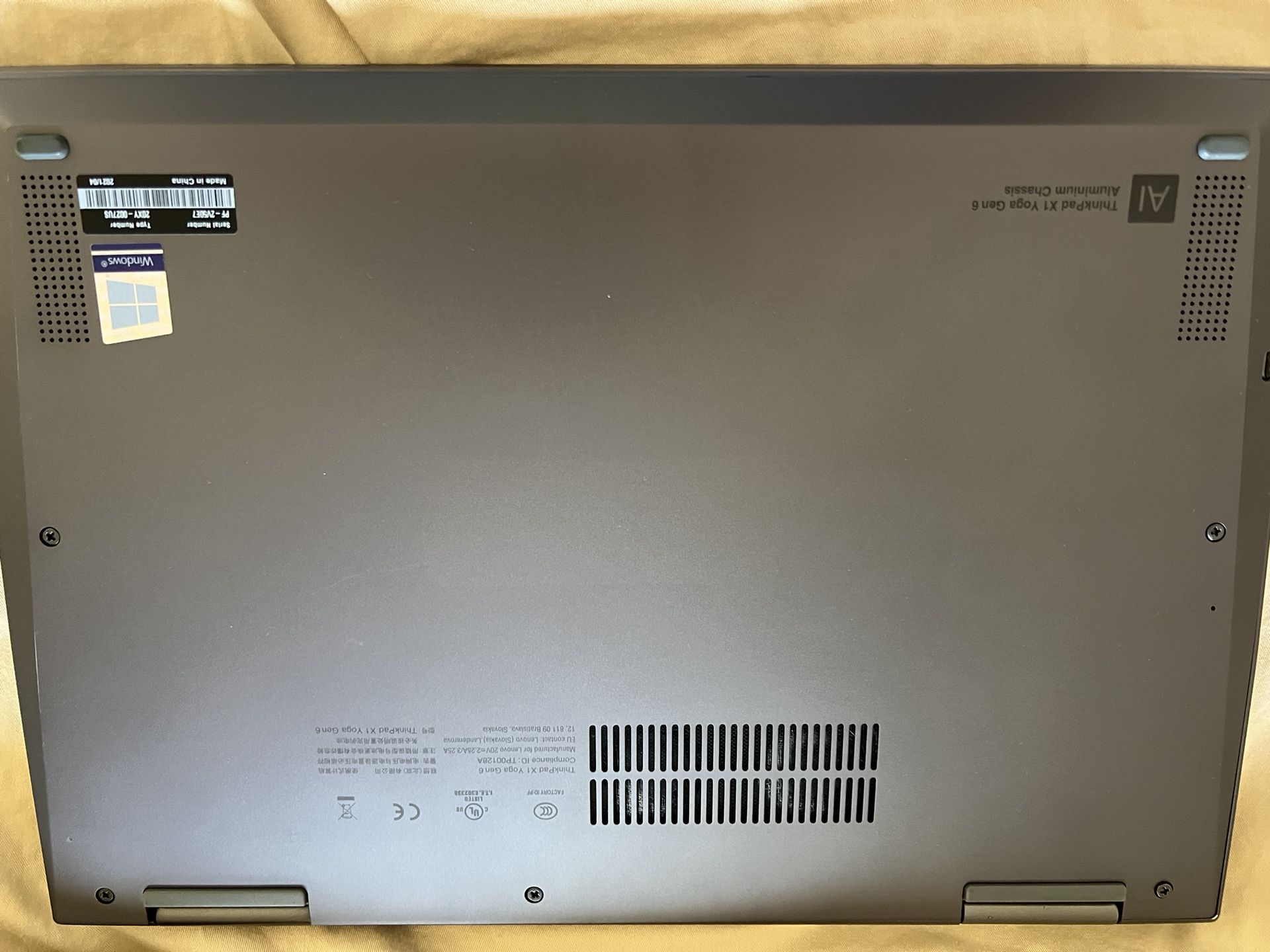 Lenovo ThinkPad X1 Yoga Gen 6