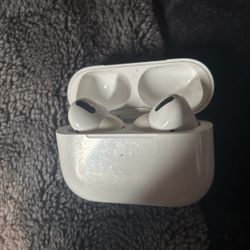 AirPod Pros (2nd gen) 