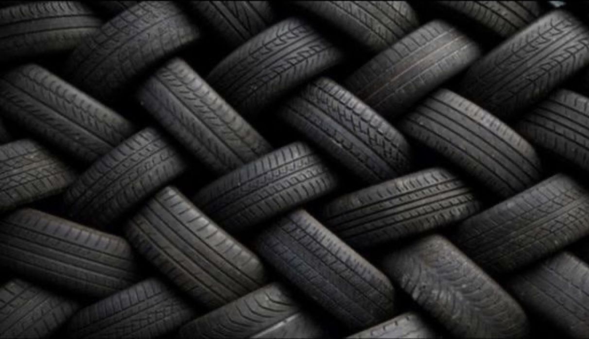 Trailer of Tires.....1000 + tires