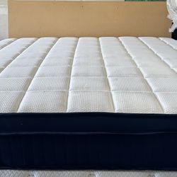 King Size Mattress (Colchon King Size)