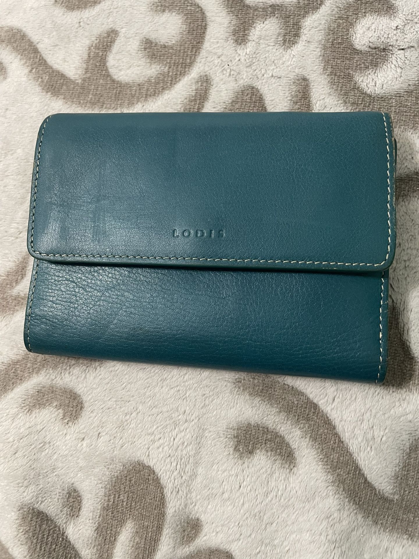 LODIS trifold soft leather wallet
