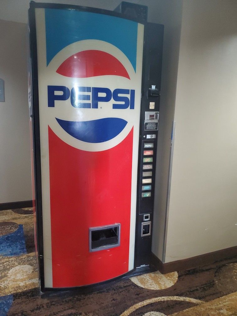 Vending machines $500 each