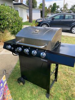 Barely used char broil gas grill