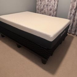 New Full Size Nectar Mattress & Box Spring 