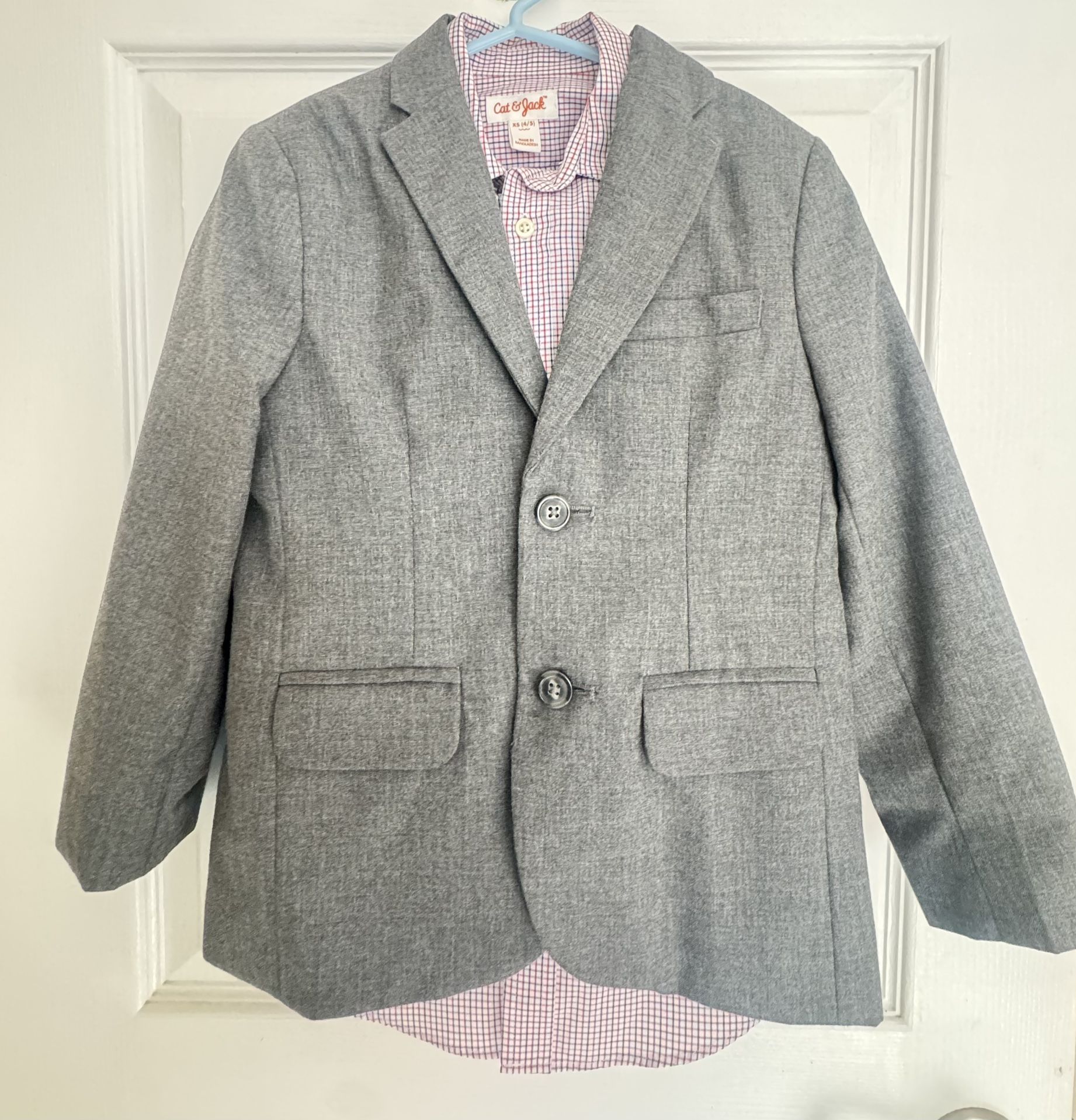 Boy’s Suit Size 4