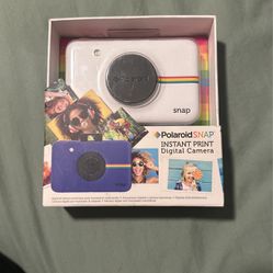 New Polaroid Snap