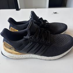 Men’s Adidas UltraBoost Size 11