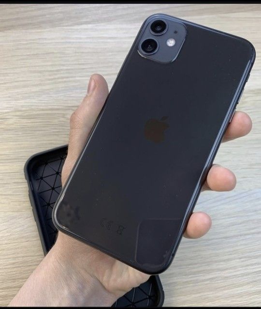 IPhone 11 Unlocked / Liberado 👌 (Different Colors Available)