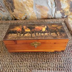 Cedar Box With Hinged Lid Decorated With Horses
