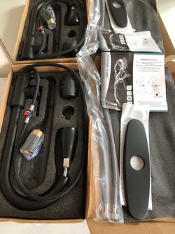 Matte Black Pull-Down Kitchen Faucet Set