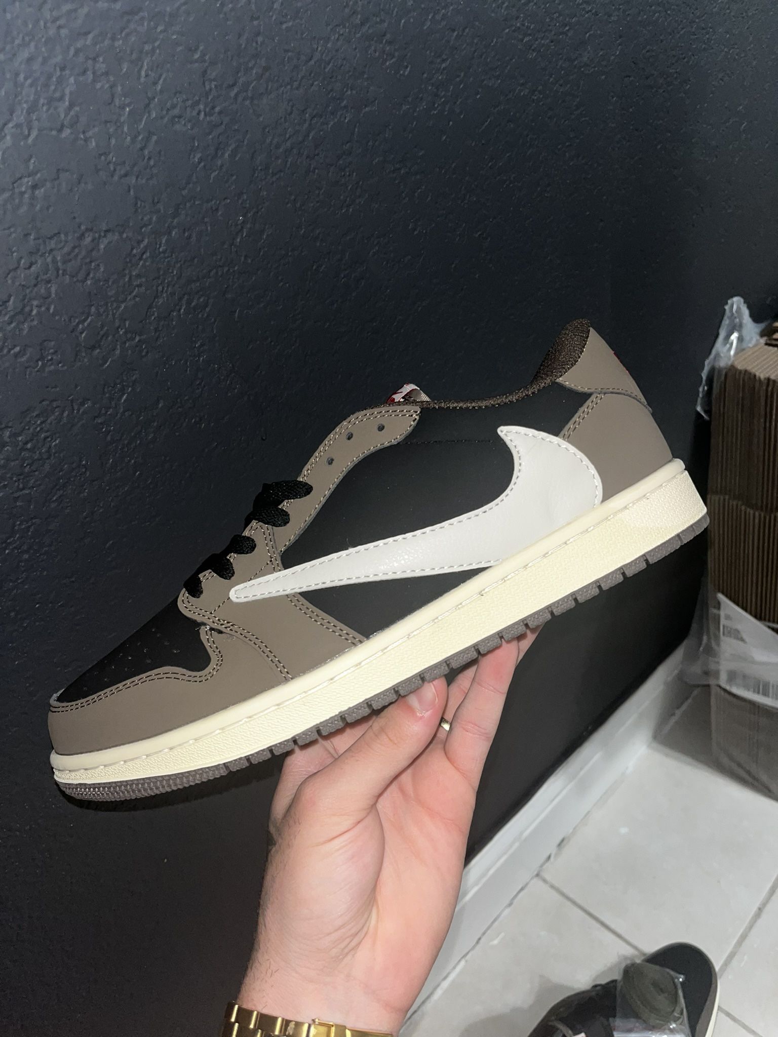 Jordan 1 Low Mocha Travis Scott Size 8