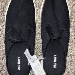 NWT OLD NAVY Black Slip Ons. Sz 8. READ BELOW