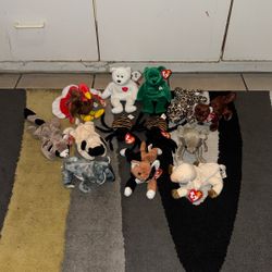 **Beanie Babies** $5 Each Or All For $50!! 