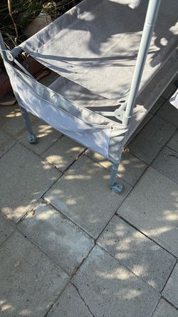 Baby diaper changing station