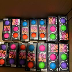 Speks squishy stress ball. Needoh cubes