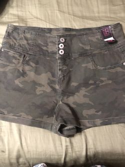 High rise women shorts