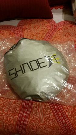 Windshield sun shade.
