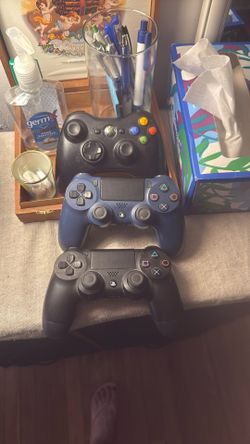 3 Wireless Controllers