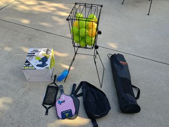 Pickleball Bundle Machine Net Balls paddles Bag Franklin Trainer Driveway Court Joola Vevor Paddle Tennis Beginner