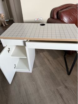 Brand new desk 100