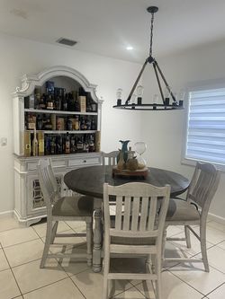 Modern farmhouse table with chairs