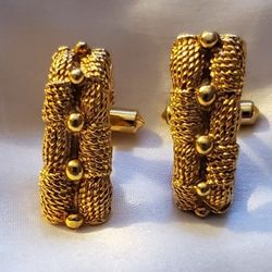 Christian Dior Gold Cufflinks like New - 1" X 3/8"