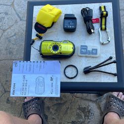 Ricoh WG-4 Waterproof Camera 