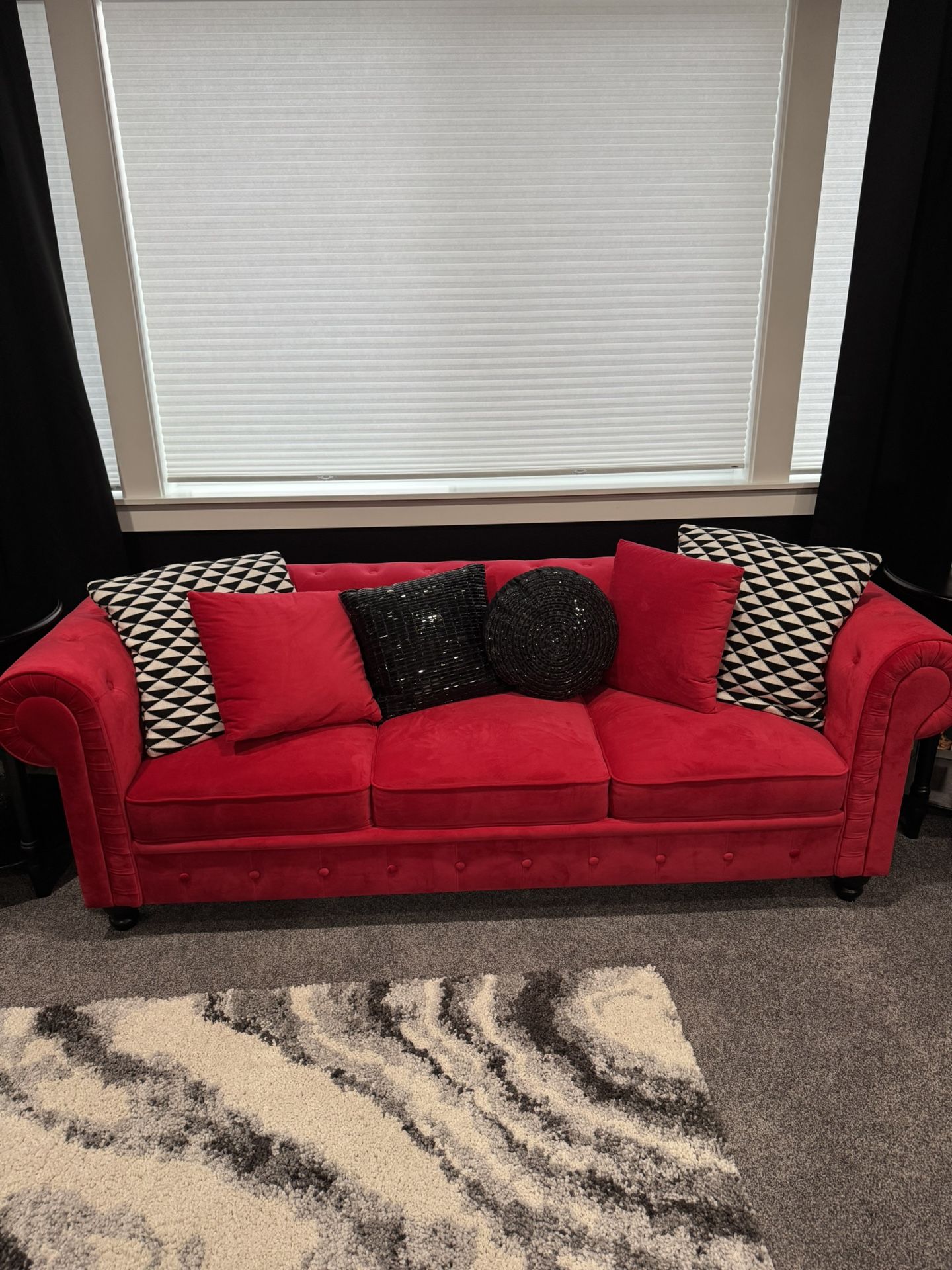 Red Velvet Style Tufted Couch