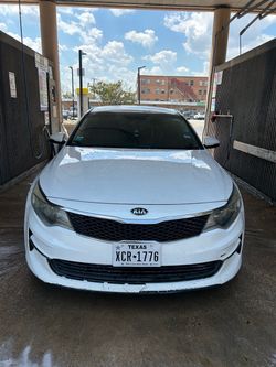 2018 KIA Optima